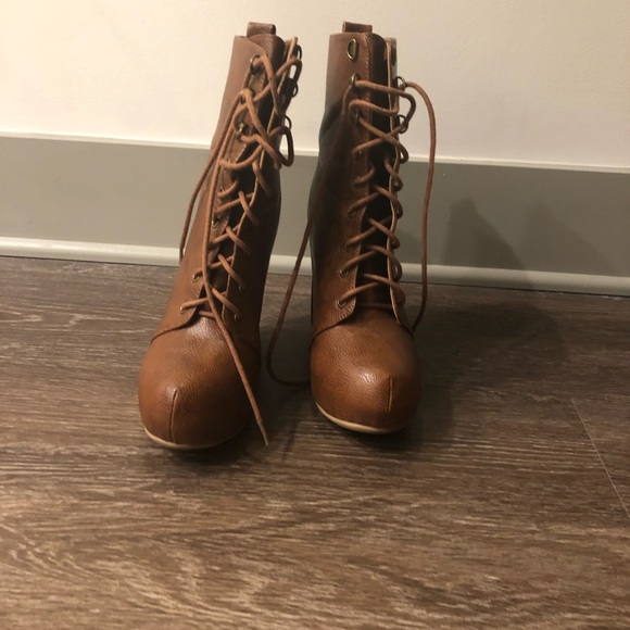 Brown Wedge booties - Picture 2 of 4